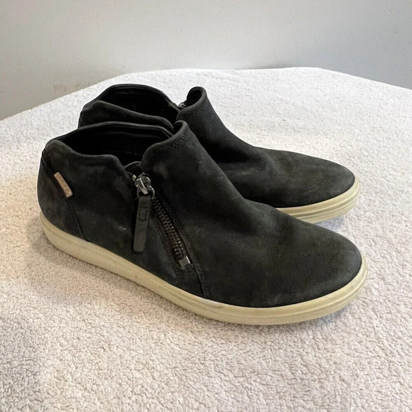 Ecco Soft 7 Womens Gray Suede Booties Leather Low Top 5, EU 36 Zip Casual Shoes - Picture 1 of 11
